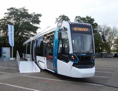 圣彼得堡订购Stadler Metelitsa有轨电车